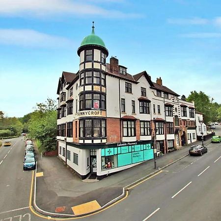 Finest Retreats - Sunnycroft Penthouse Apartment Llandrindod Wells Exterior photo